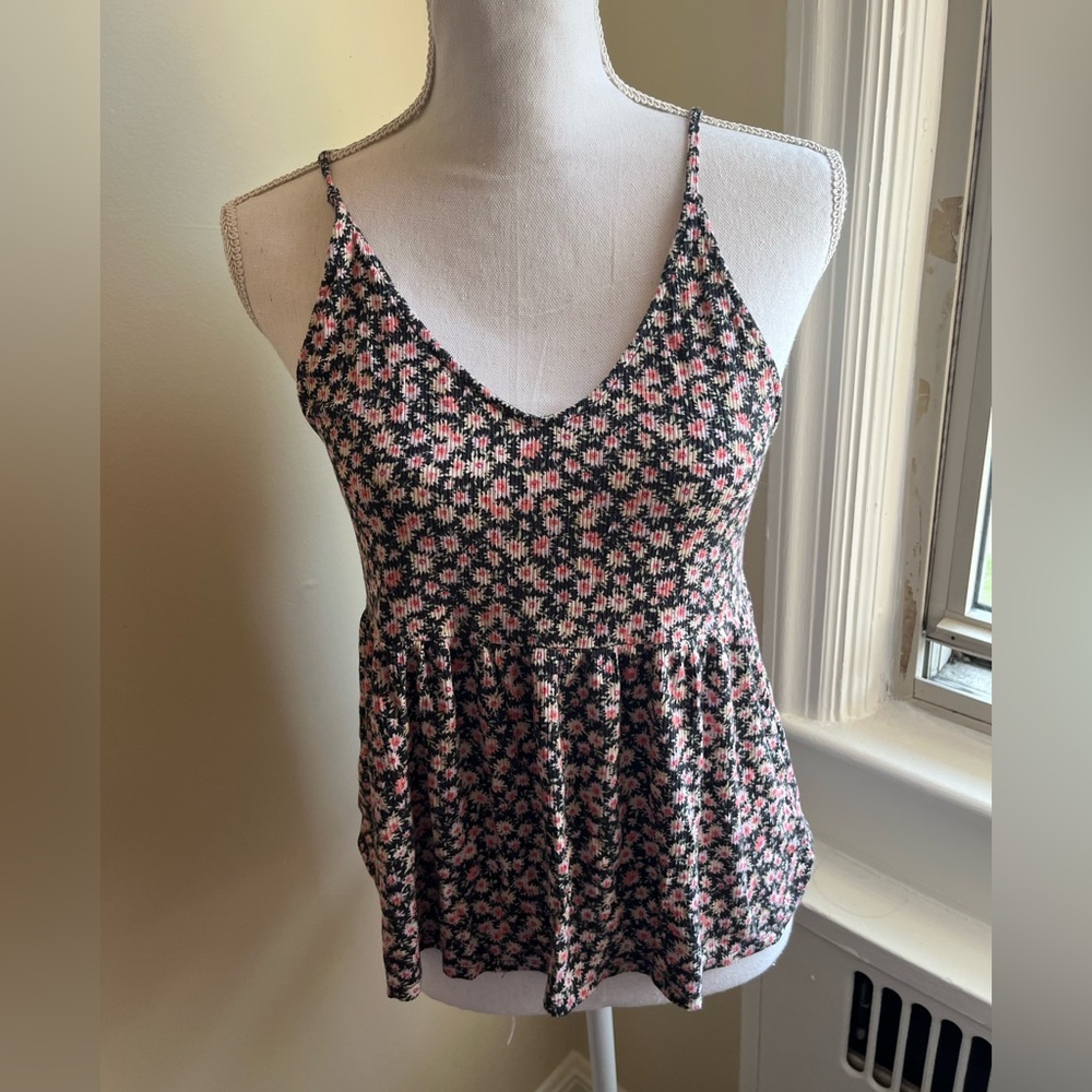 AMERICAN EAGLE Ribbed Floral Tank